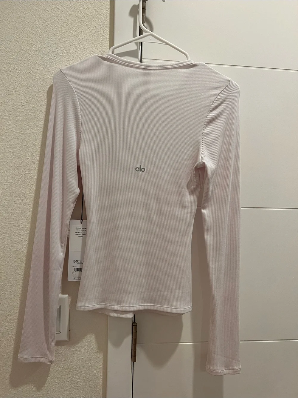 NWT | ALO Ribbed Modal Long Sleeve Top White